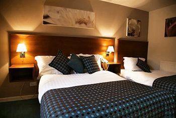 Wild Boar Hotel Beeston  Eksteriør bilde