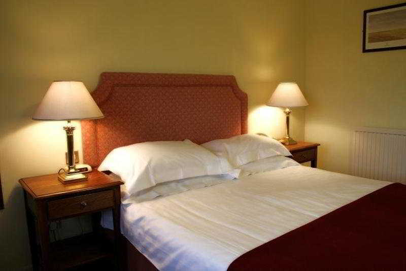 Wild Boar Hotel Beeston  Eksteriør bilde